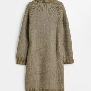 NWT Green Sweater Dress Midi Length